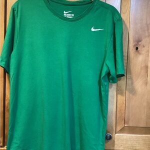 Nike Green Short Sleeve Tees Casual Wear